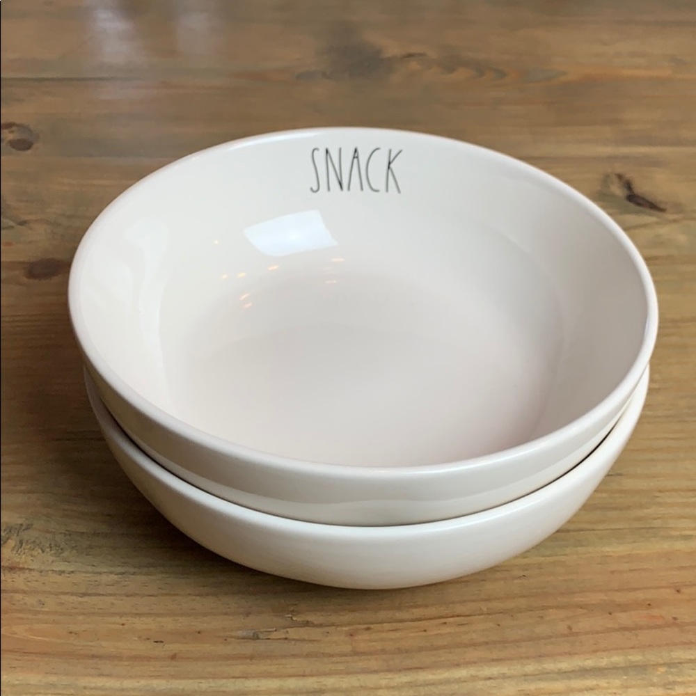 Rae Dunn Snack bowls
